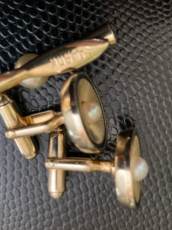 Anson Gold Tone Mother of Pearl Cufflinks Tie Bar Set  Vintage Anson Gold Tone Pearl  Anson Cufflinks & Swank Tie Bar Dress Set